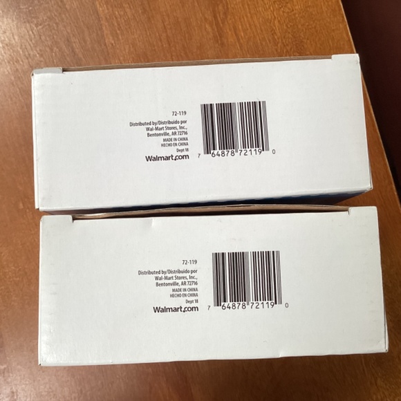 Holiday Time 25 Super Bright Warm White LED C7 Lights New Green Wire - Picture 4 of 5